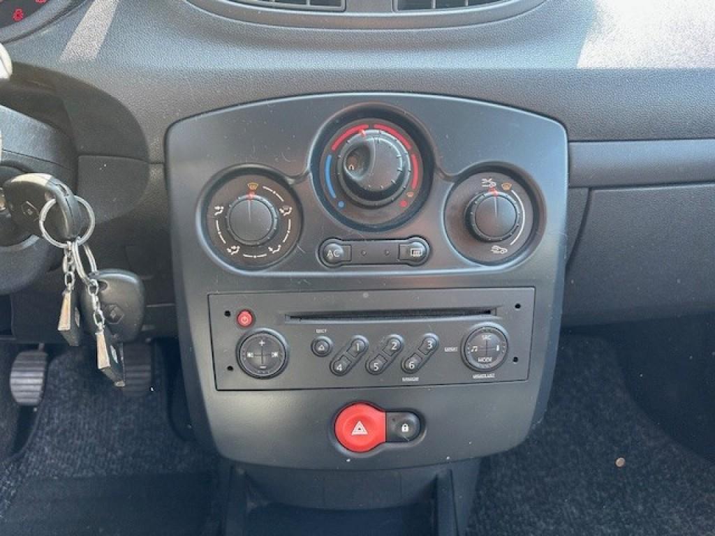 Renault Clio estate 1.2 - 16v expression