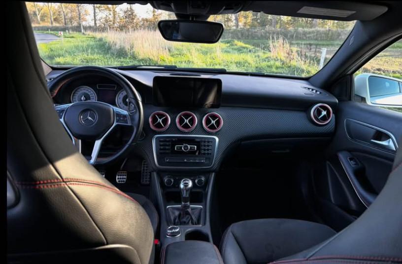 Mercedes a180 amg line