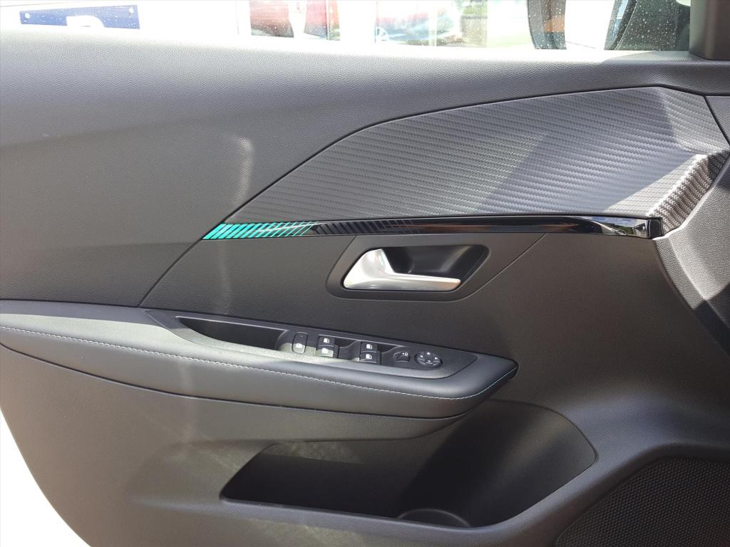 Peugeot 208 allure 1.2 pt-100pk navigatie | 3d-cockpit | apple carplay&andr