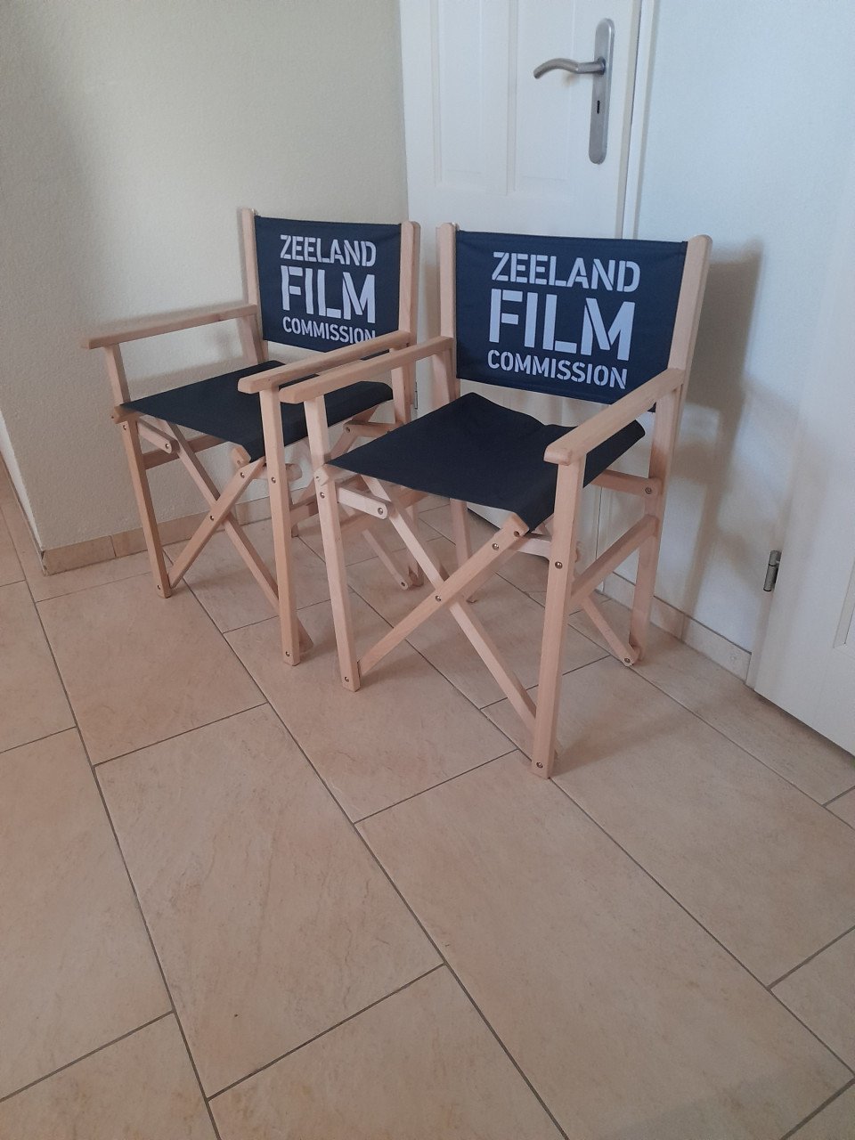 2 Regisseursstoel (nieuw)  €25 per stuk