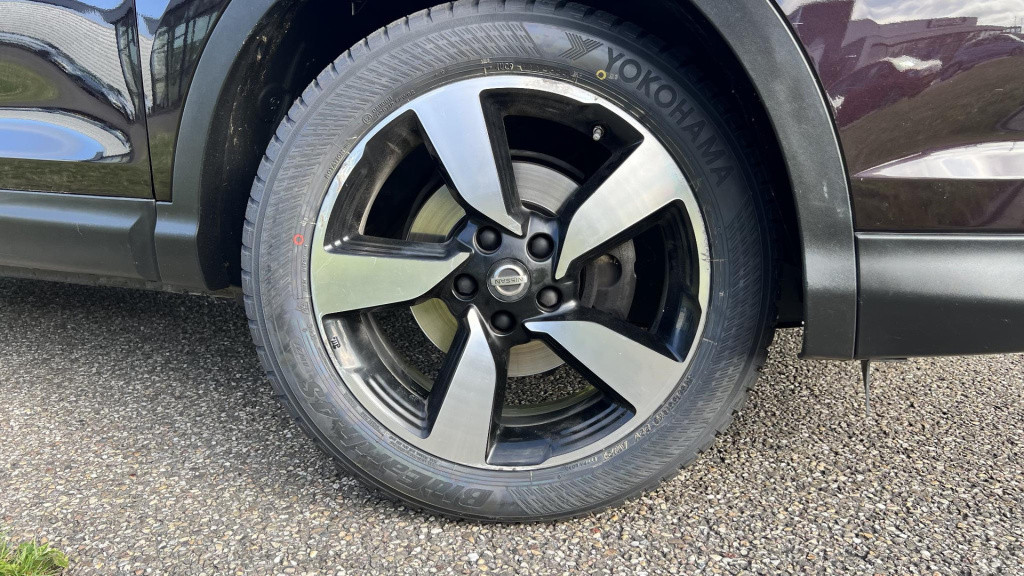 Nissan Qashqai 1.2 connect edition