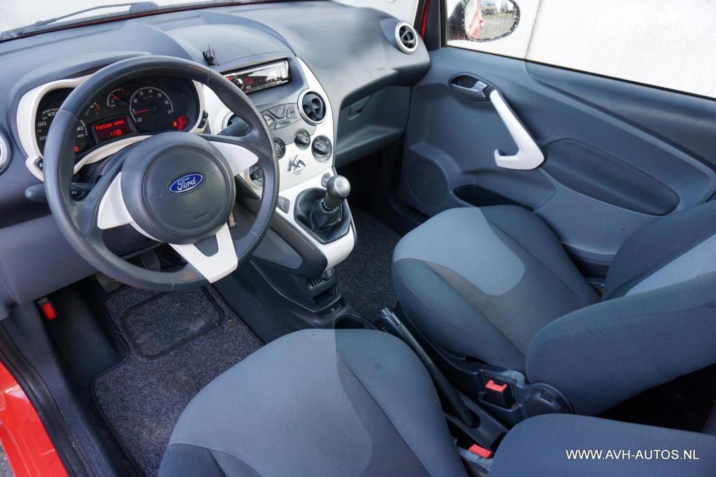 Ford KA 1.2 titanium