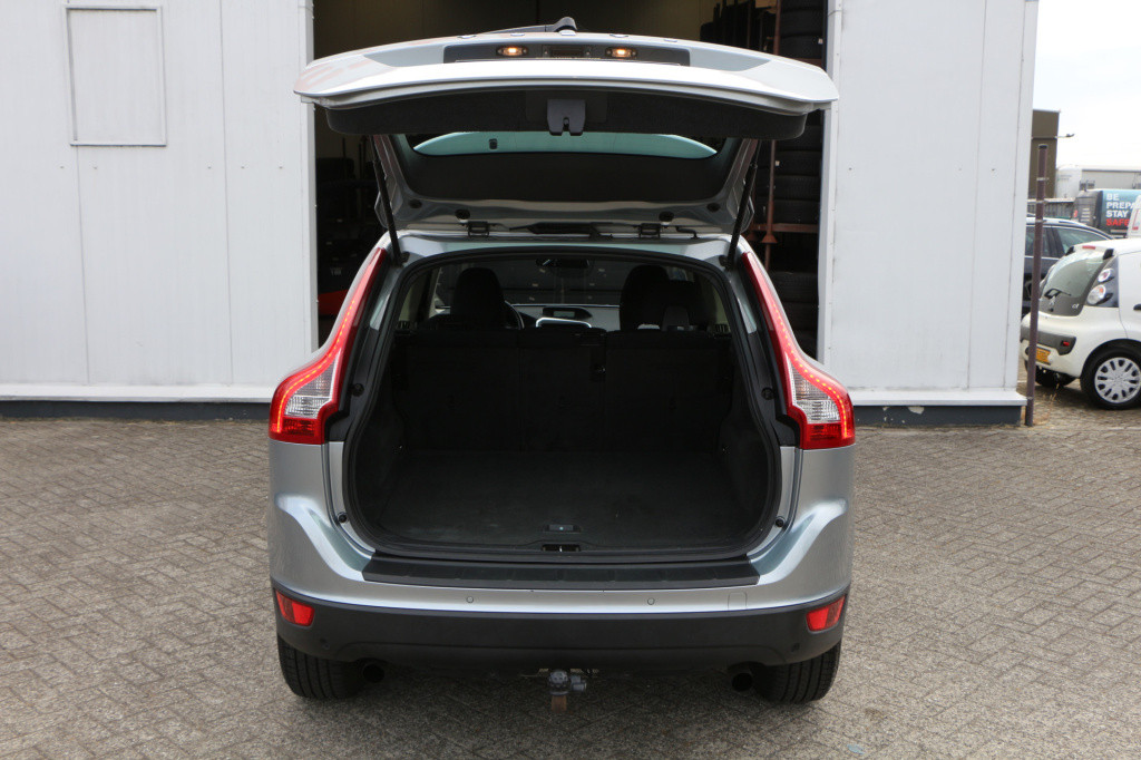 Volvo XC60 2.0t kinetic