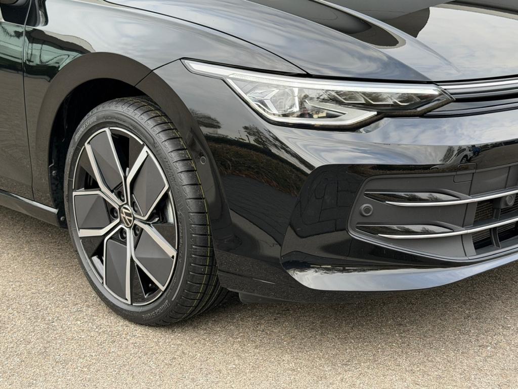 Volkswagen Golf 1.5 ehybrid style | trekhaak | camera | iq light | head up 