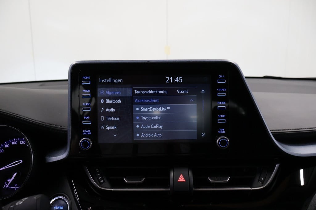 Toyota C-hr 1.8 hybrid dynamic | trekhaak