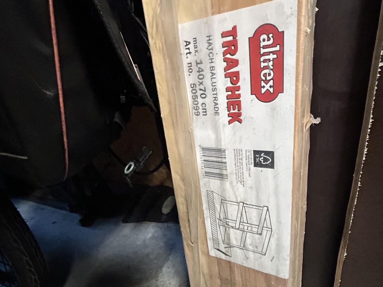 Altrex traphek balustrade