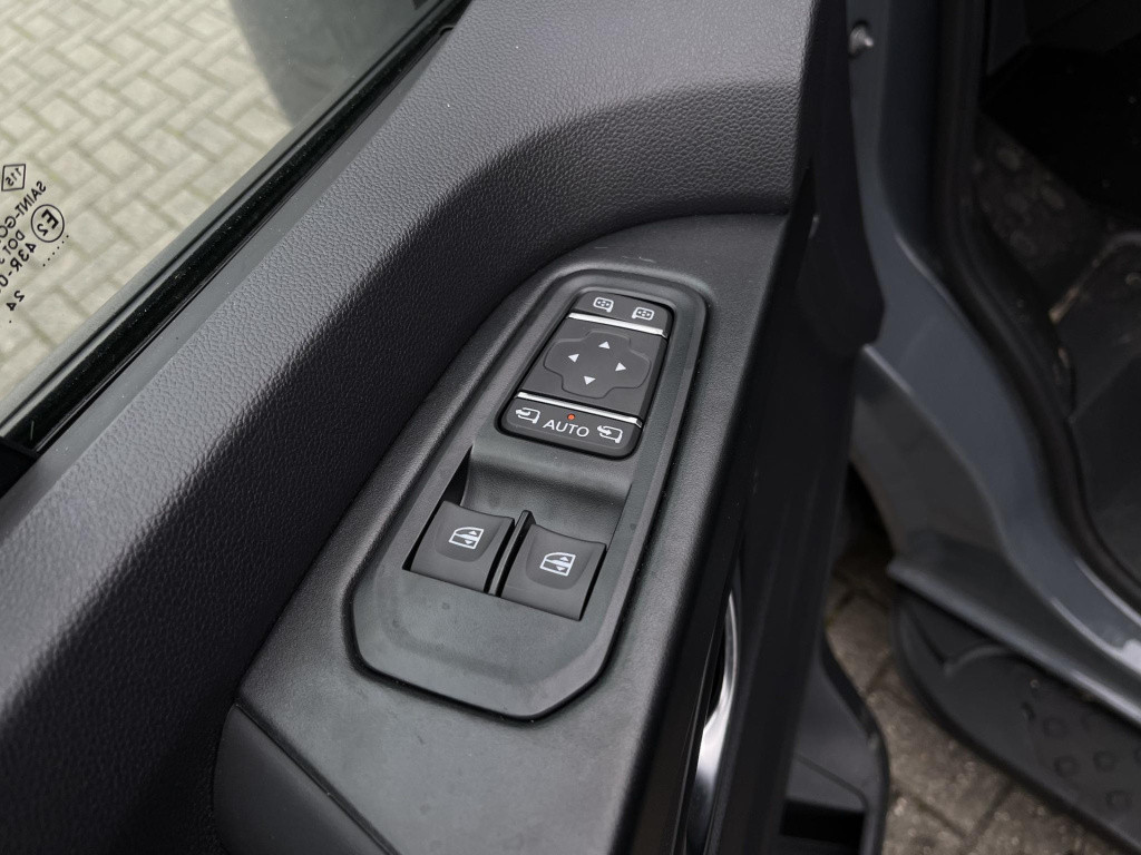 Nissan Primastar 2.0 dci l2h1 n-connecta black edition dubbel cabine 5-pers