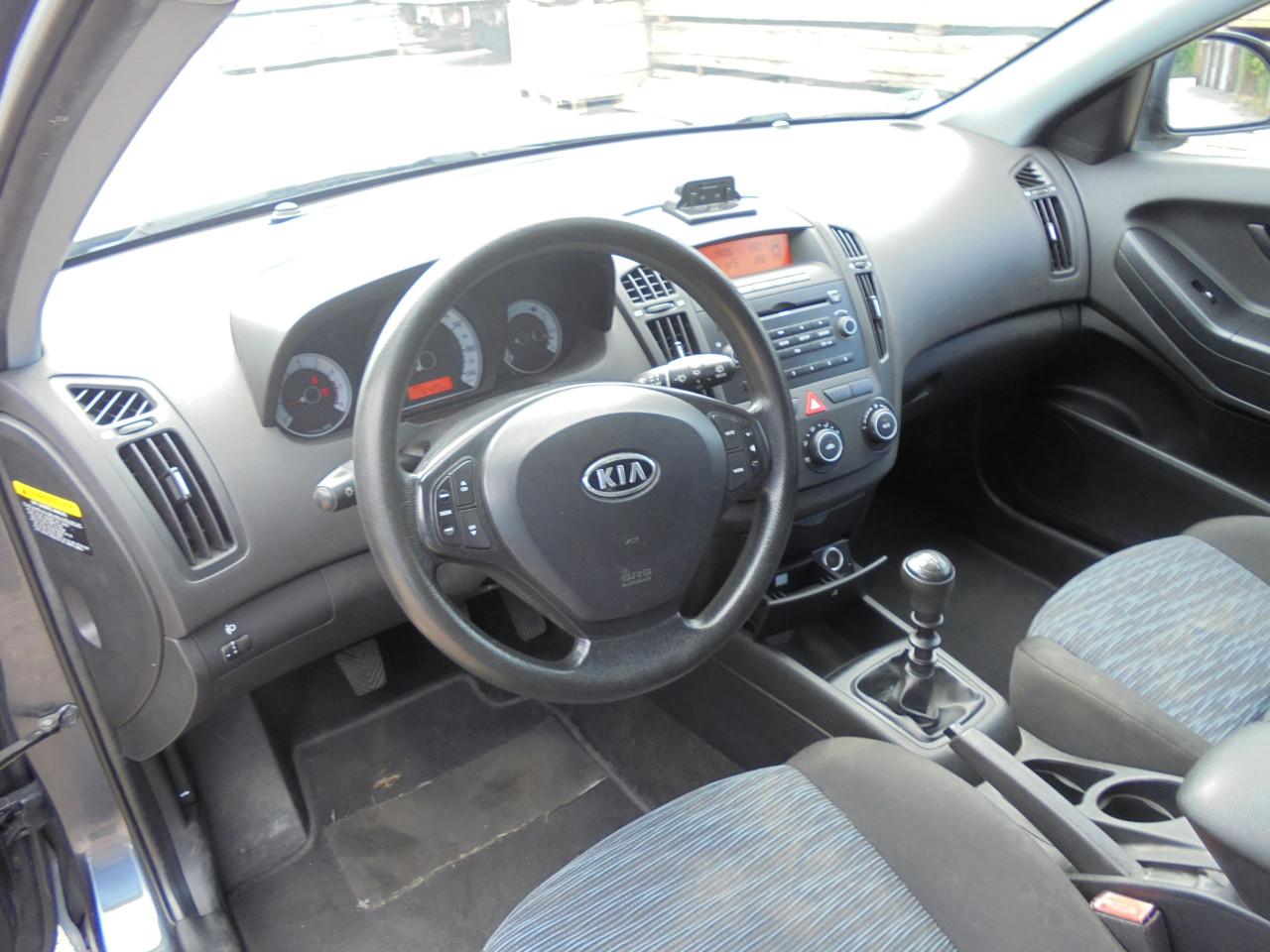 Kia Pro Ceed hele nette sportieve auto 176.425 Km met N.A.P Apk Juni 2027