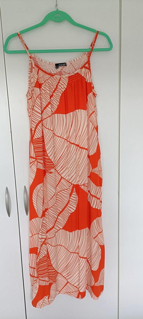 Oranje jurk van Norah, mt 42