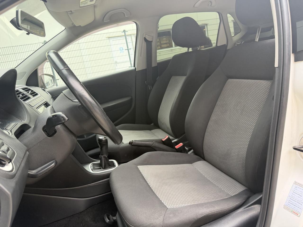 Volkswagen Polo 1.4 16V Trendline 63KW 2012 Wit Airco Apk