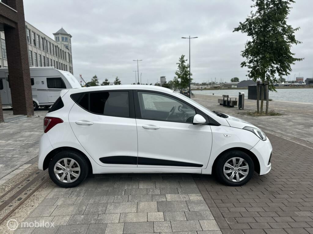 Hyundai i10 1.0i i-Motion Premium Airco Cruise kmst198.611 Nap BJ2017