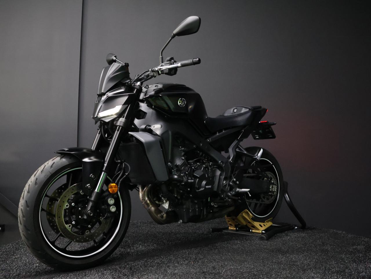 Yamaha MT-09 | TechBlack