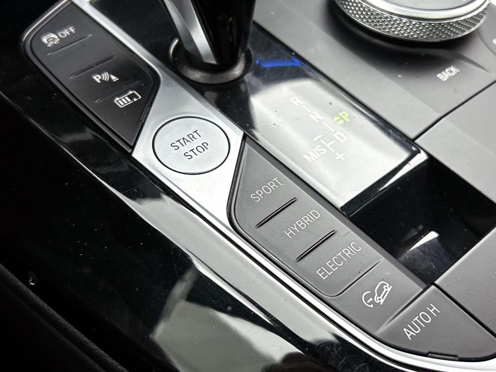 BMW X3 xdrive30e high executive | m-sport | panoramadak | apple carplay / a