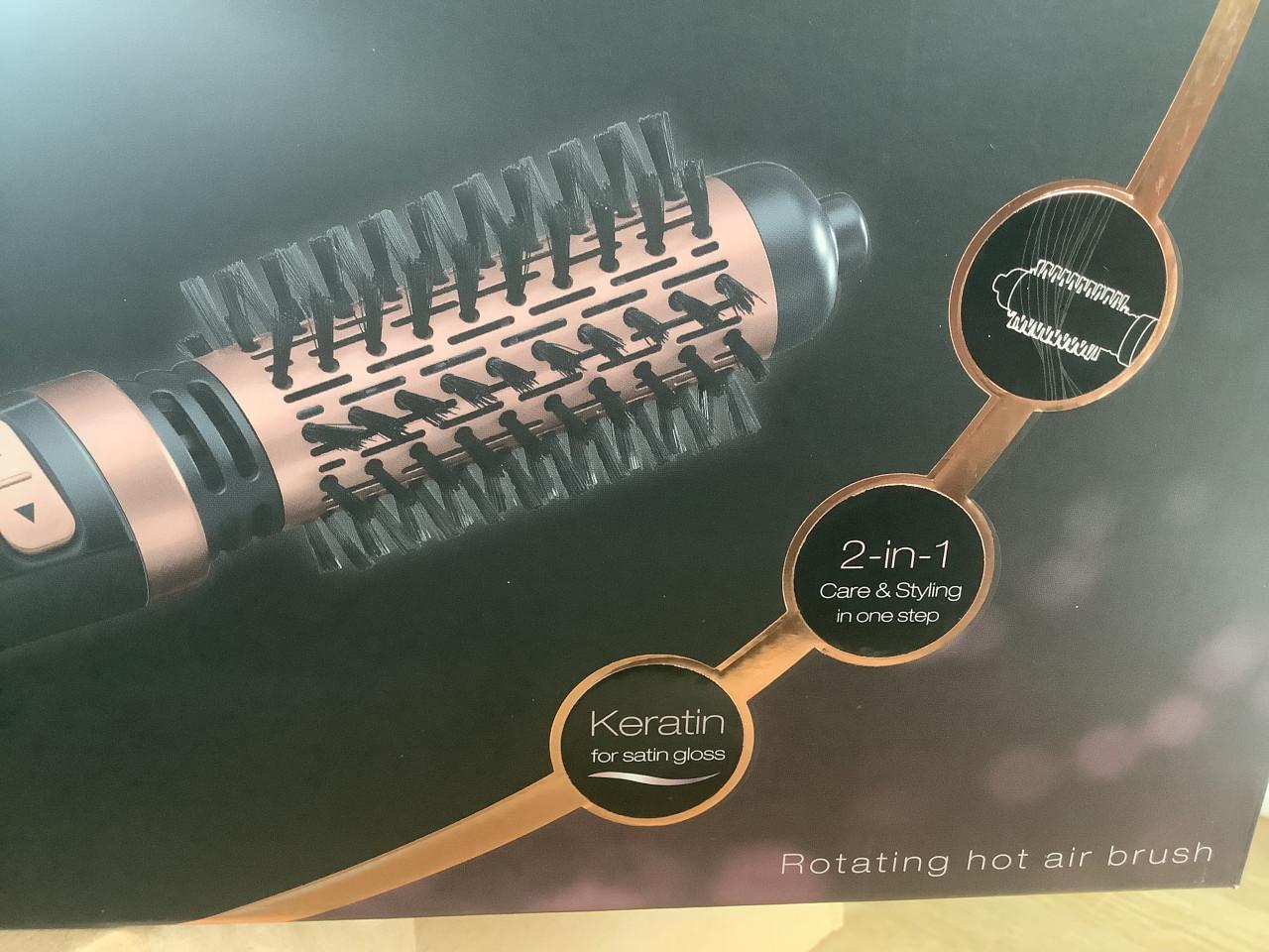 Alessandra Ambrosio haar fohn