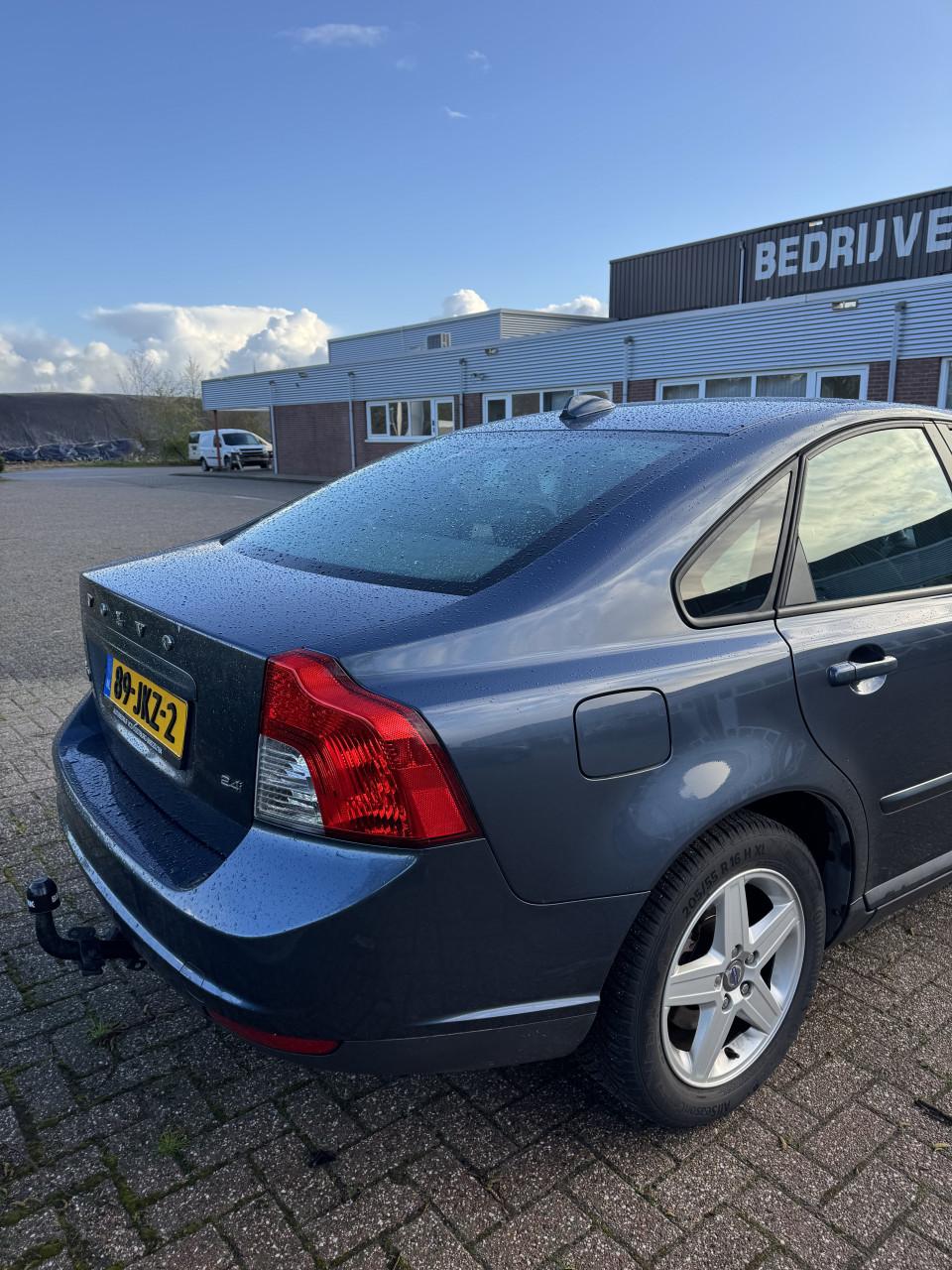 Mooie en goede Volvo S40 2.4i