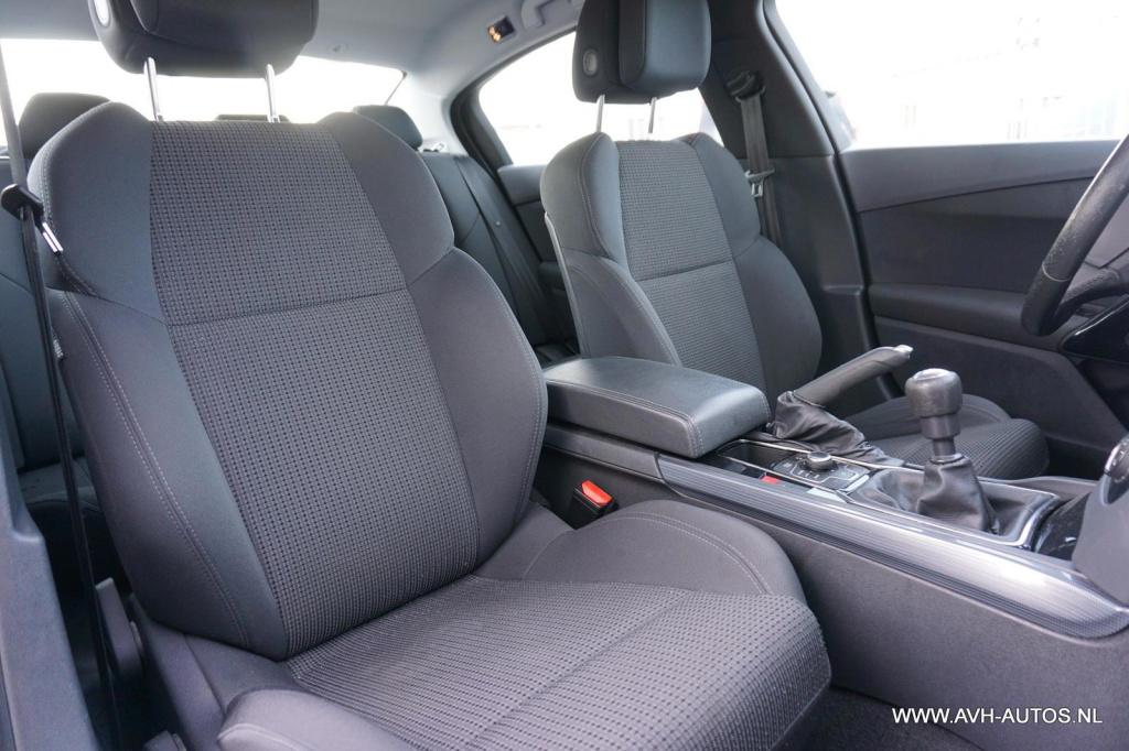 Peugeot 508 1.6 thp blue lease executive