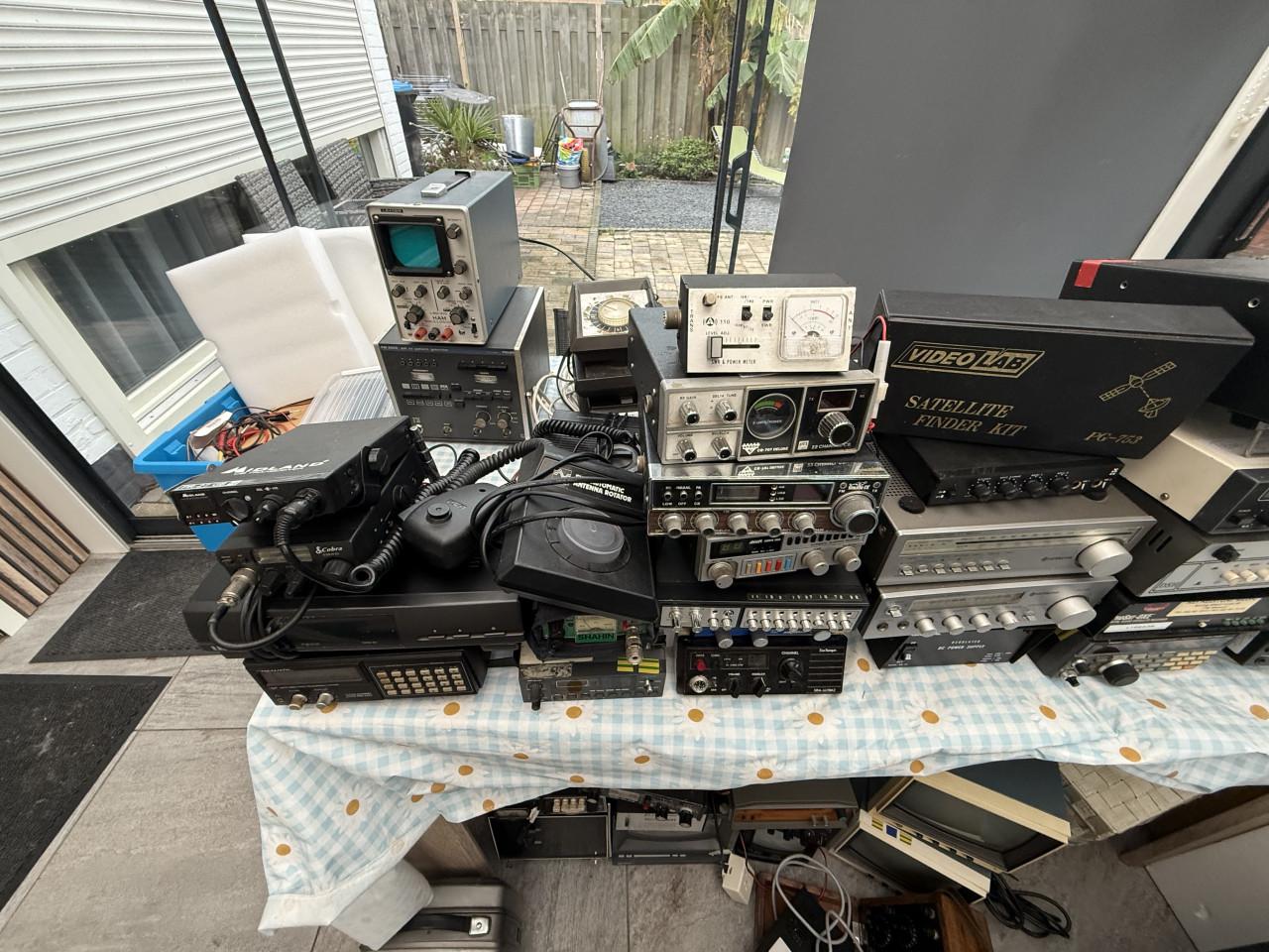 Diverse zendamateur apparatuur