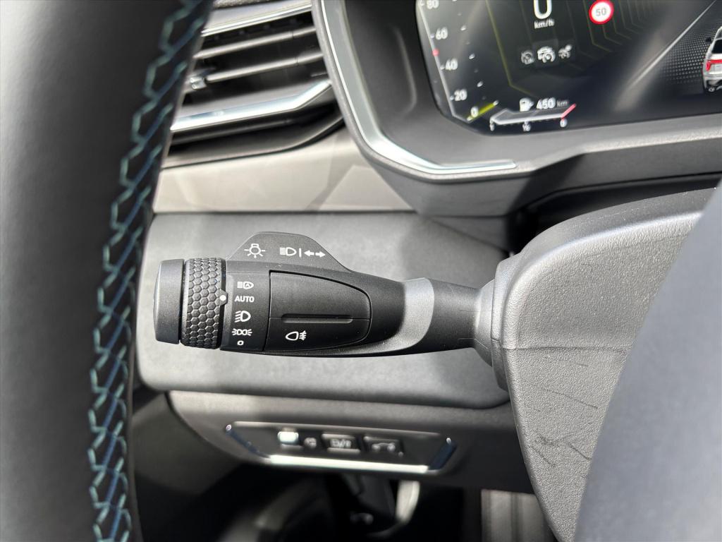 Lynk & Co 01 1.5td 261pk phev 7dcth|360gr camera|infinity sound| schuifdak|