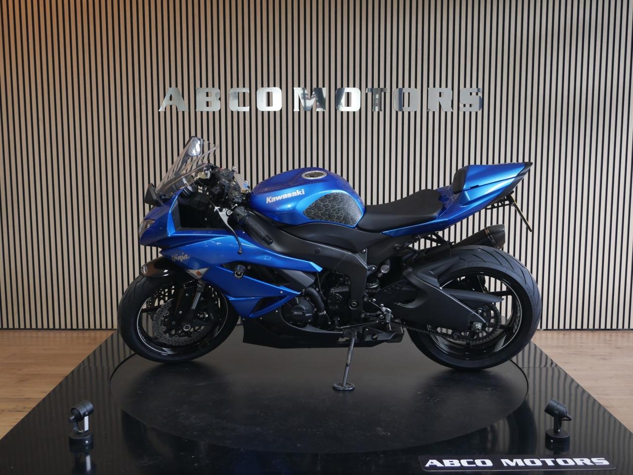 KAWASAKI NINJA ZX-6R