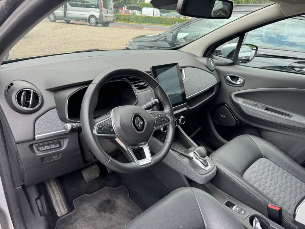 Renault Zoe r135 intens 52 kwh (koopaccu)
