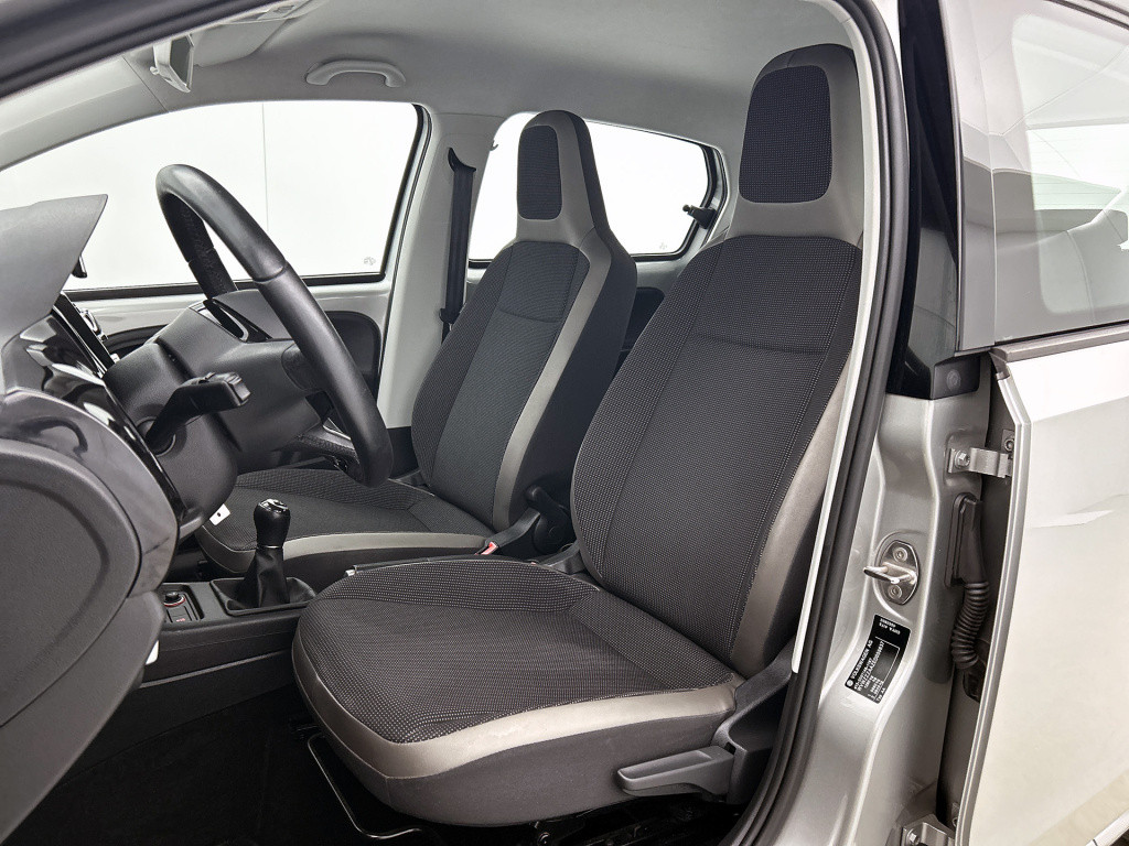 Volkswagen UP! 1.0 high up! bluemotion | 1e eigenaar | trekaak |