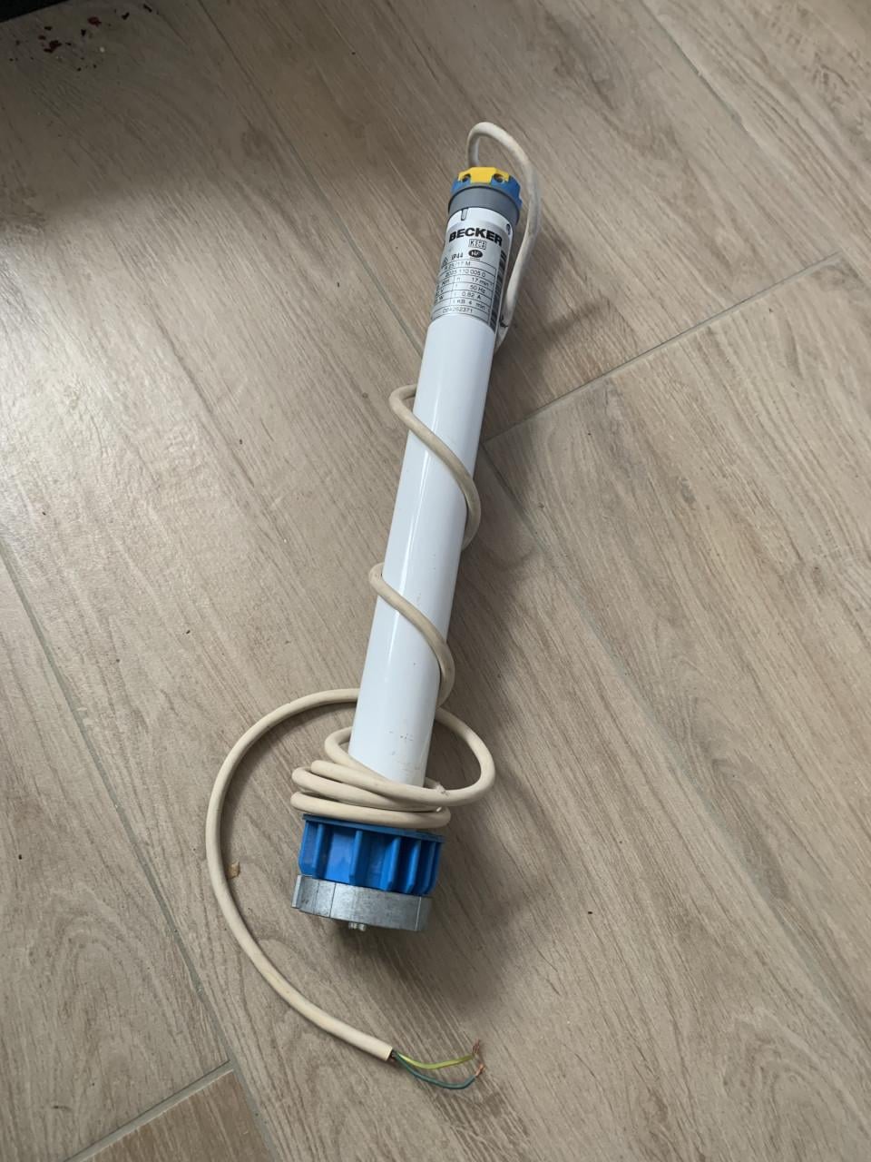 Buismotor voor zonnescherm 230 volt.