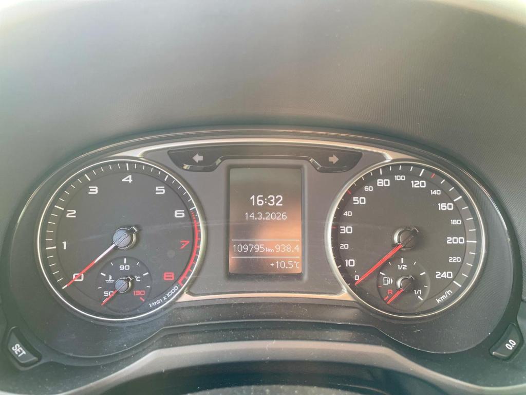 Audi A1 Sportback 1.0 tfsi advance auto maat s-line leder|complete auto