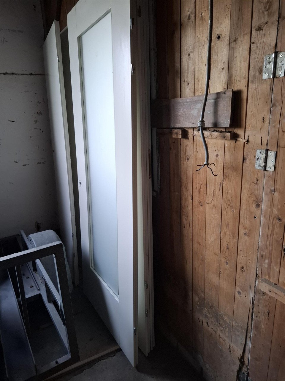 Binnen opdekdeuren  93 x 230 en 70 x 230