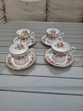 Antieke ABJ Grafton Bone China England MALVERN kop en schotel.