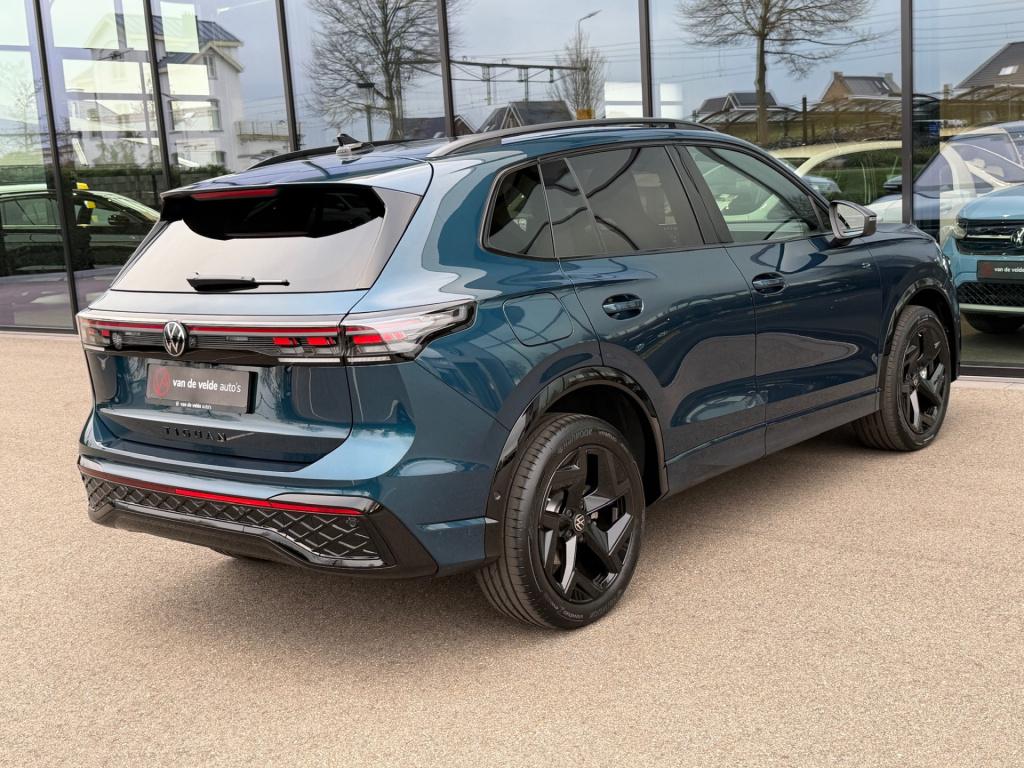 Volkswagen Tiguan 1.5 ehybrid r-line | black line | 360 camera | trekhaak |