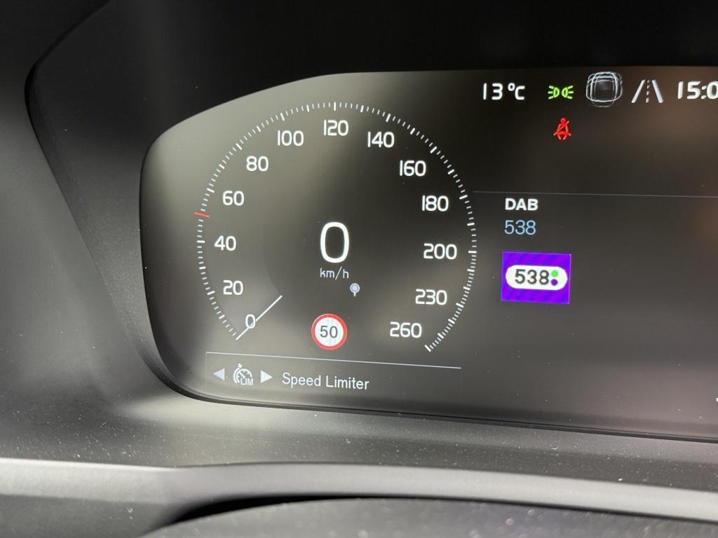 Volvo XC90 t8 405pk recharge r-design| full options!! luchtvering | b&w| 22