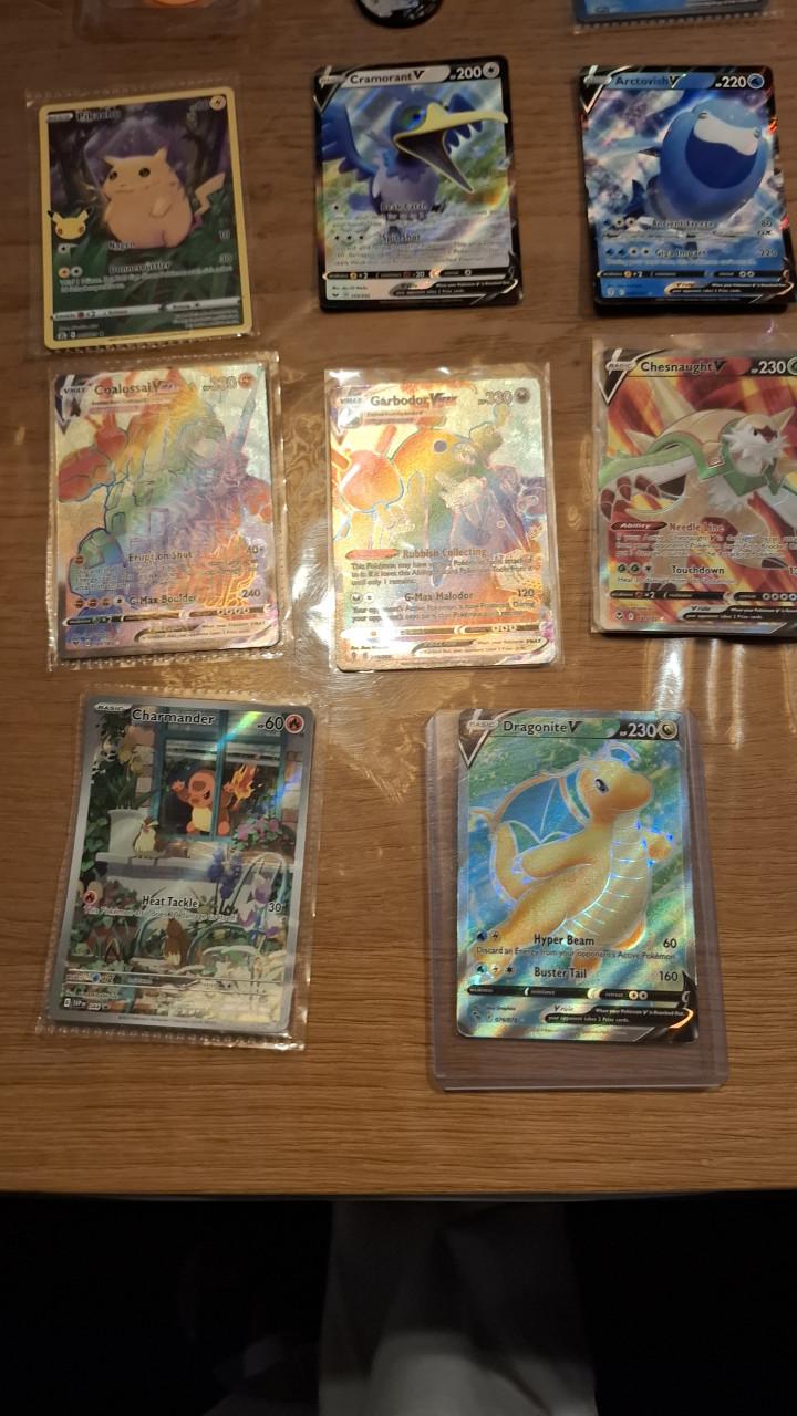 Pokemonkaarten+doos+dobbelstenen+coins