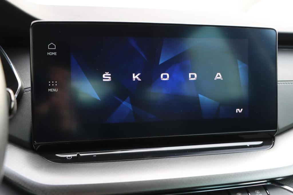 Skoda Octavia combi 1.4 tsi iv phev business edition 204pk dsg6