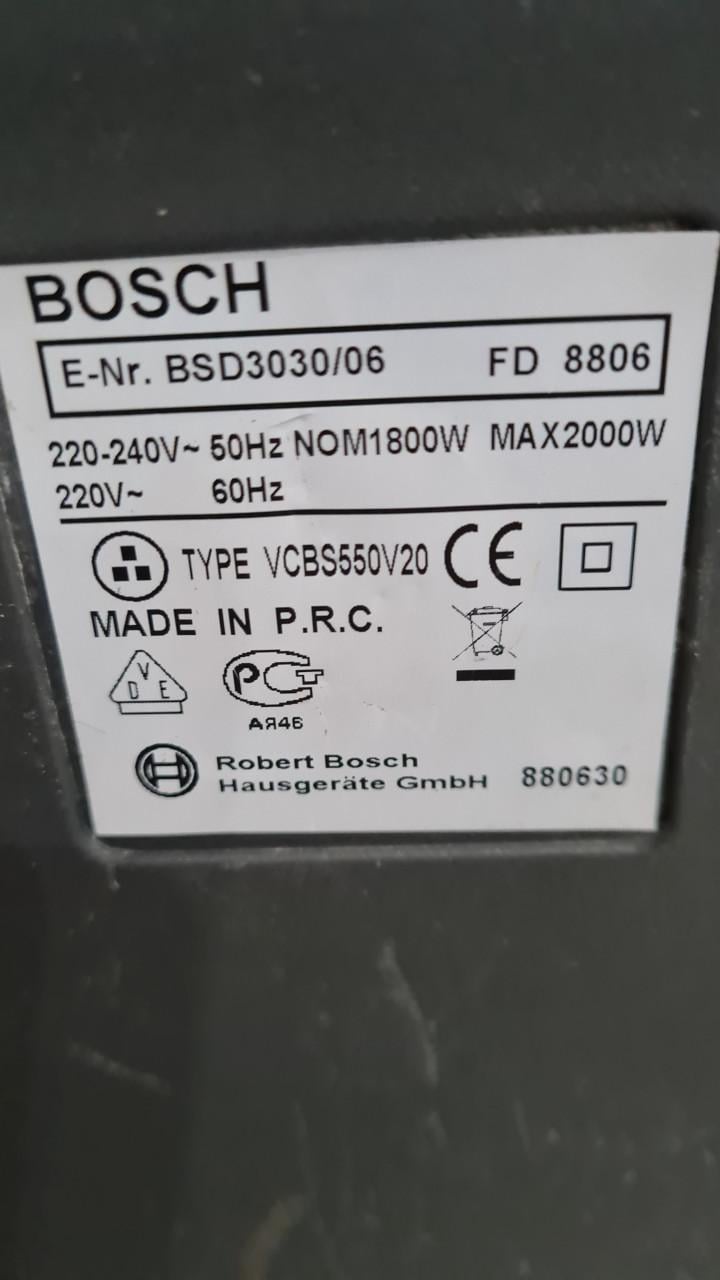 Stofzuiger merk BOSCH 220V- MaX 2000W-Type VBBSGL20S