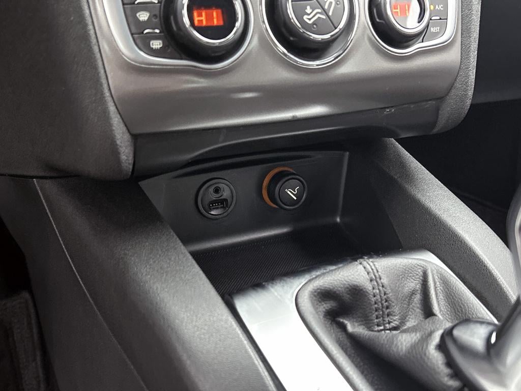 Citroen C4 130 pk automaat feel collection | rijklaar | keyless entry | nav