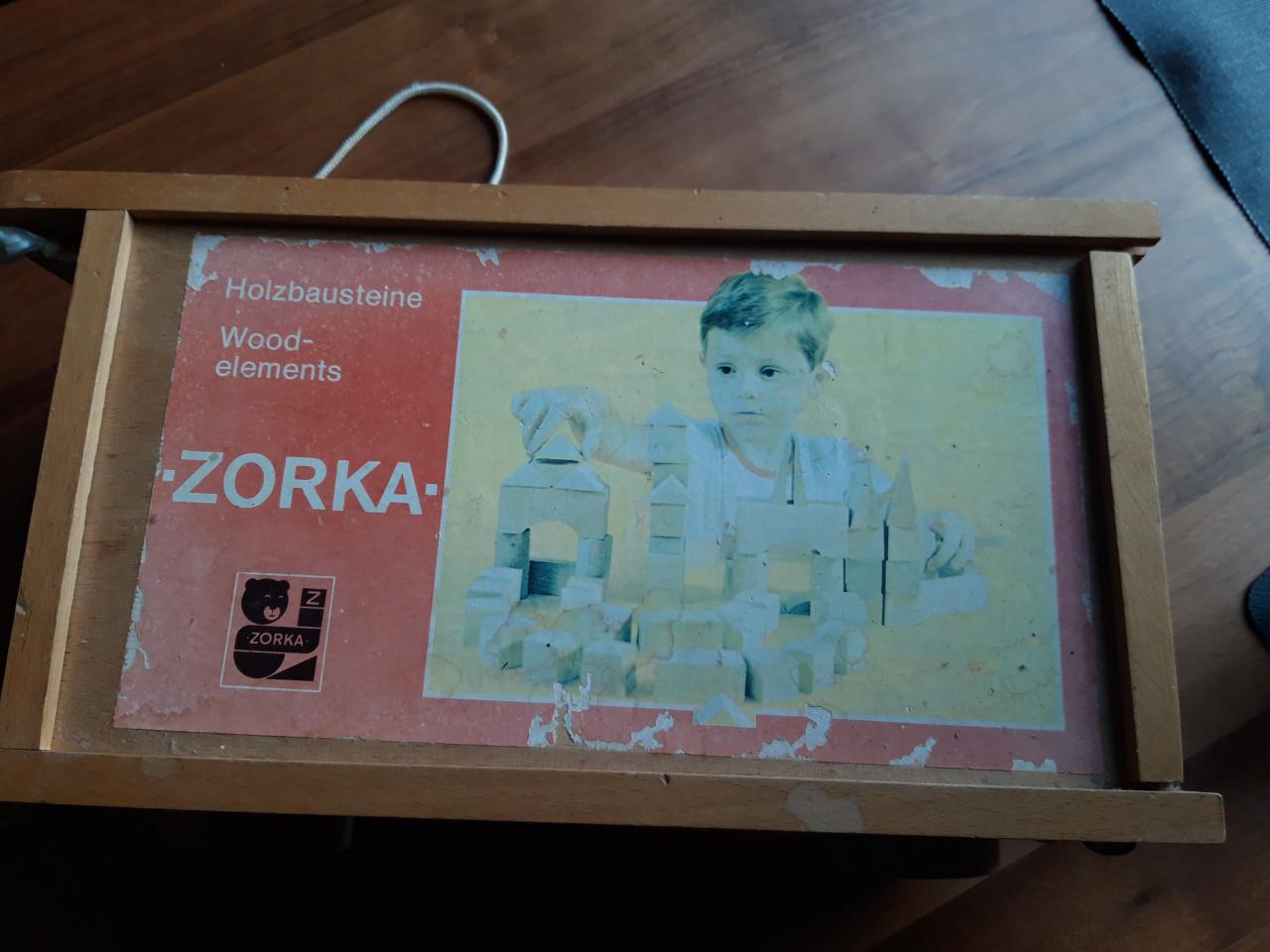 Zorka: blokkenwagen ( compleet )