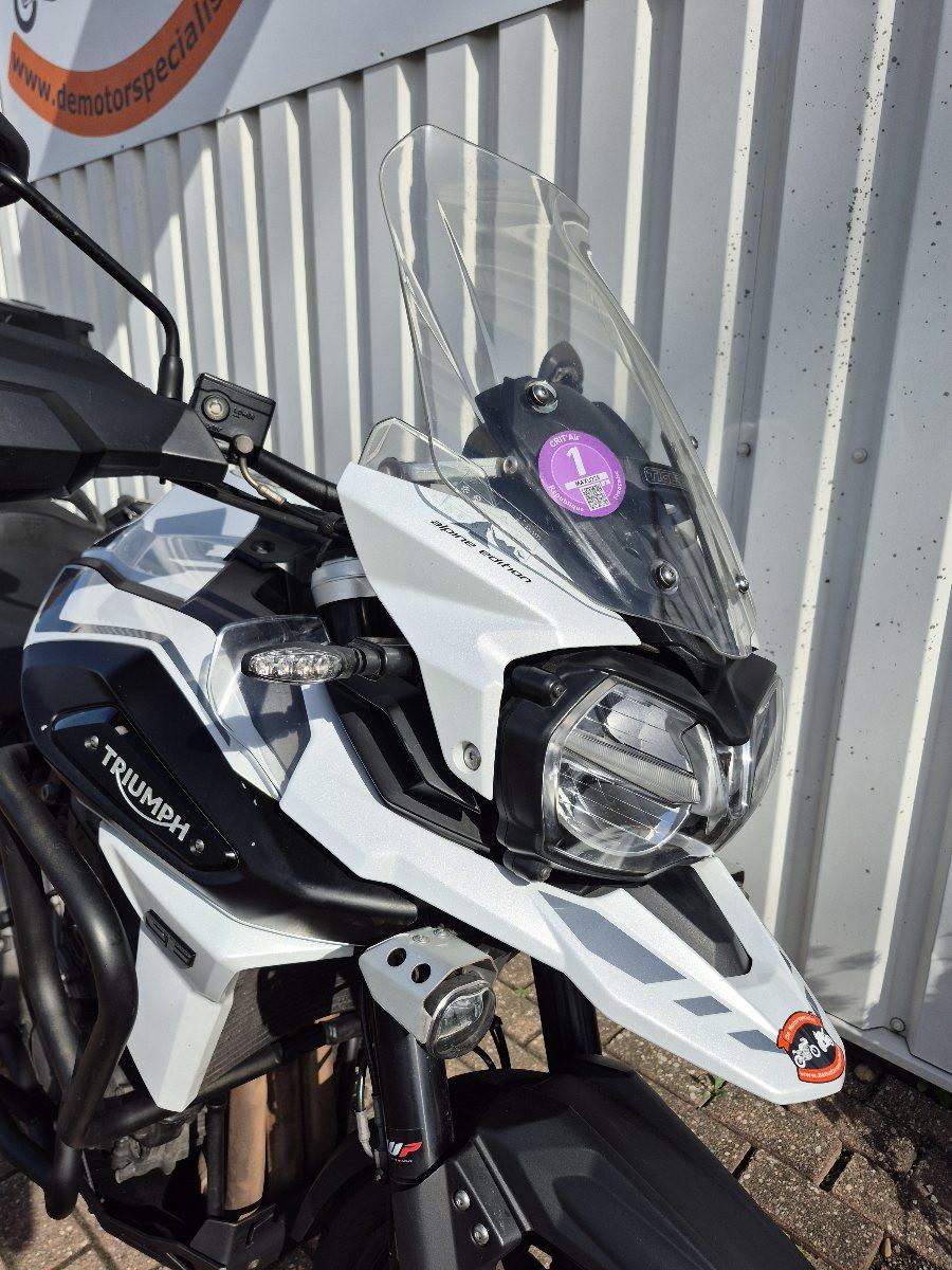 Triumph Tiger 1200 SE Alpine uit 2020, dikke allroad motor