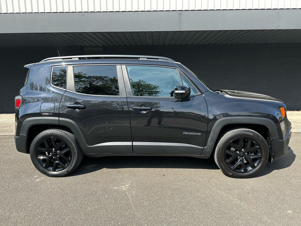 Jeep Renegade 1.6 e-torq longitude // black edition // 52.000km! //