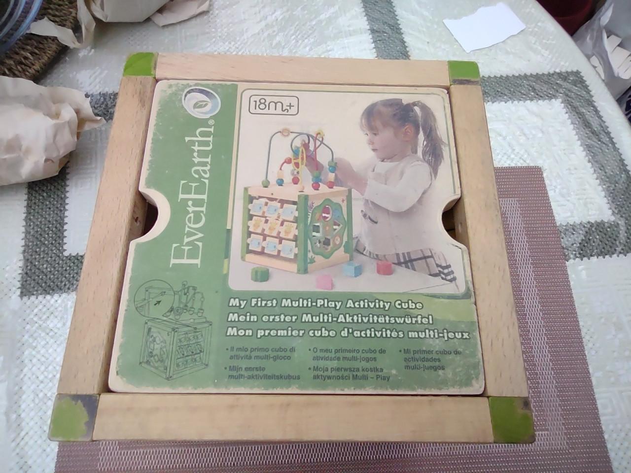 Keyrig nette multifunctionele speelbox of speeldoos. Ever Earth.