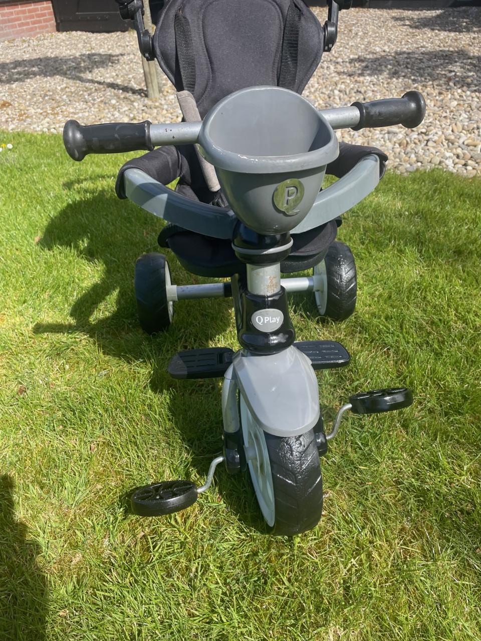 Driewieler met duwstang (multiefucntioneel)