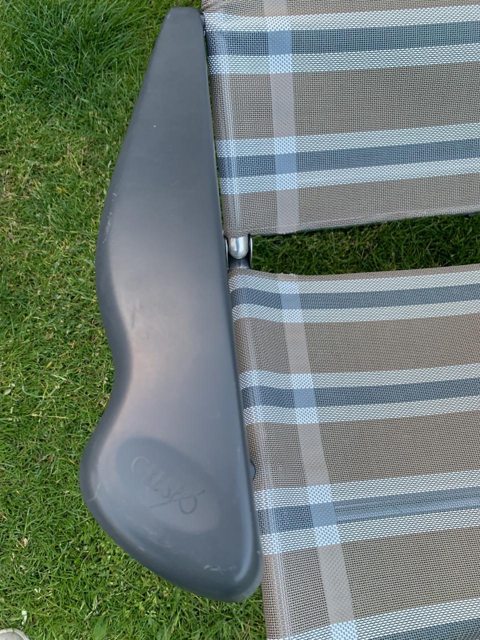 4 comfortabele Crespo campingstoelen met 2 krukjes
