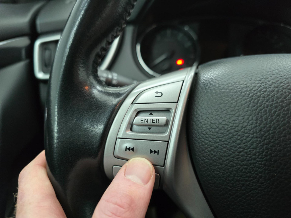 Nissan Qashqai occasion automaat | met trekhaak en parkeercamera | tweedeha