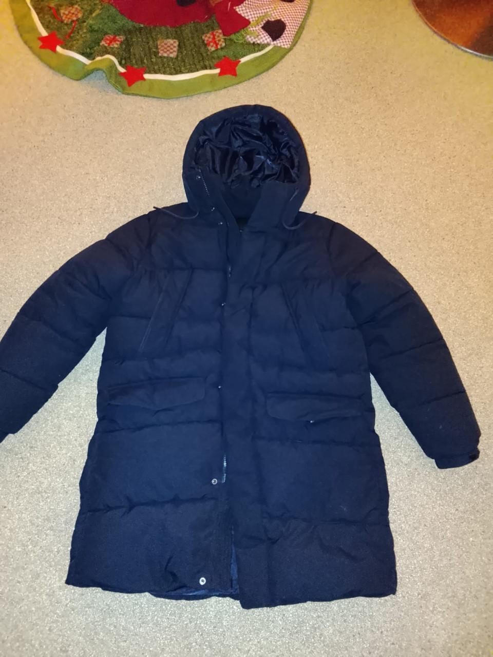 Mooie, zwarte heren winterjas