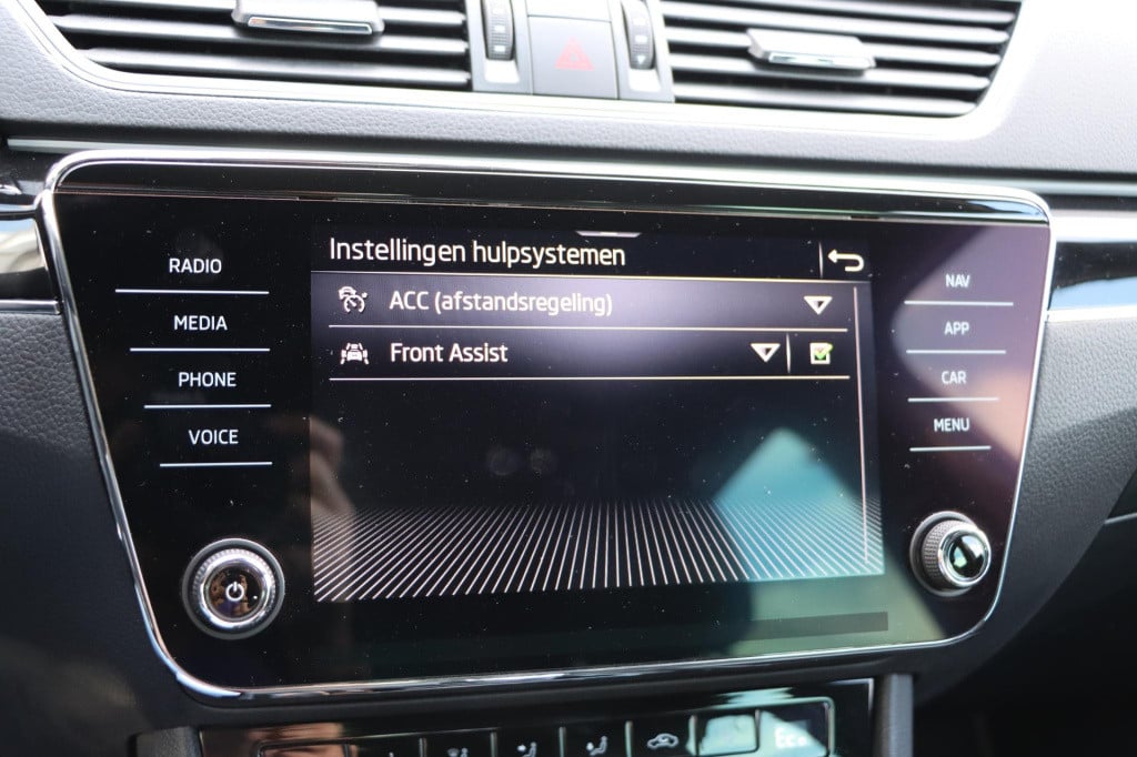 Skoda Superb 1.4 tsi iv lautin & klement 218pk dsg6