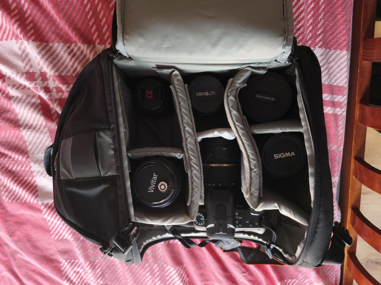 Te koop aangeboden Sony A77 Spiegelreflex Camera.