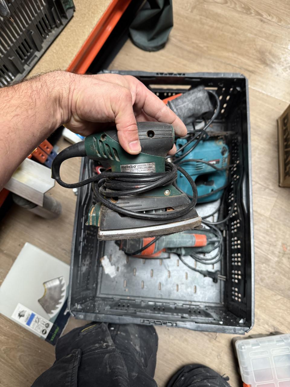 Veel gereedschap alles samen te koop