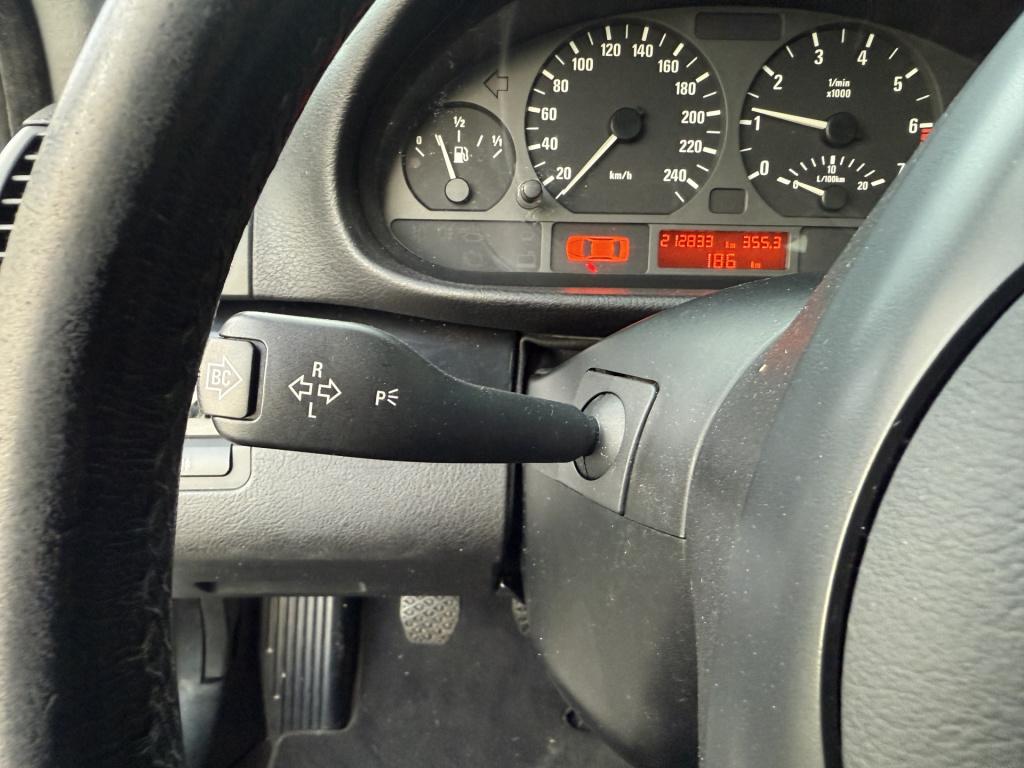 BMW 3-serie touring 318i 2.0i 143pk executive sportline e46