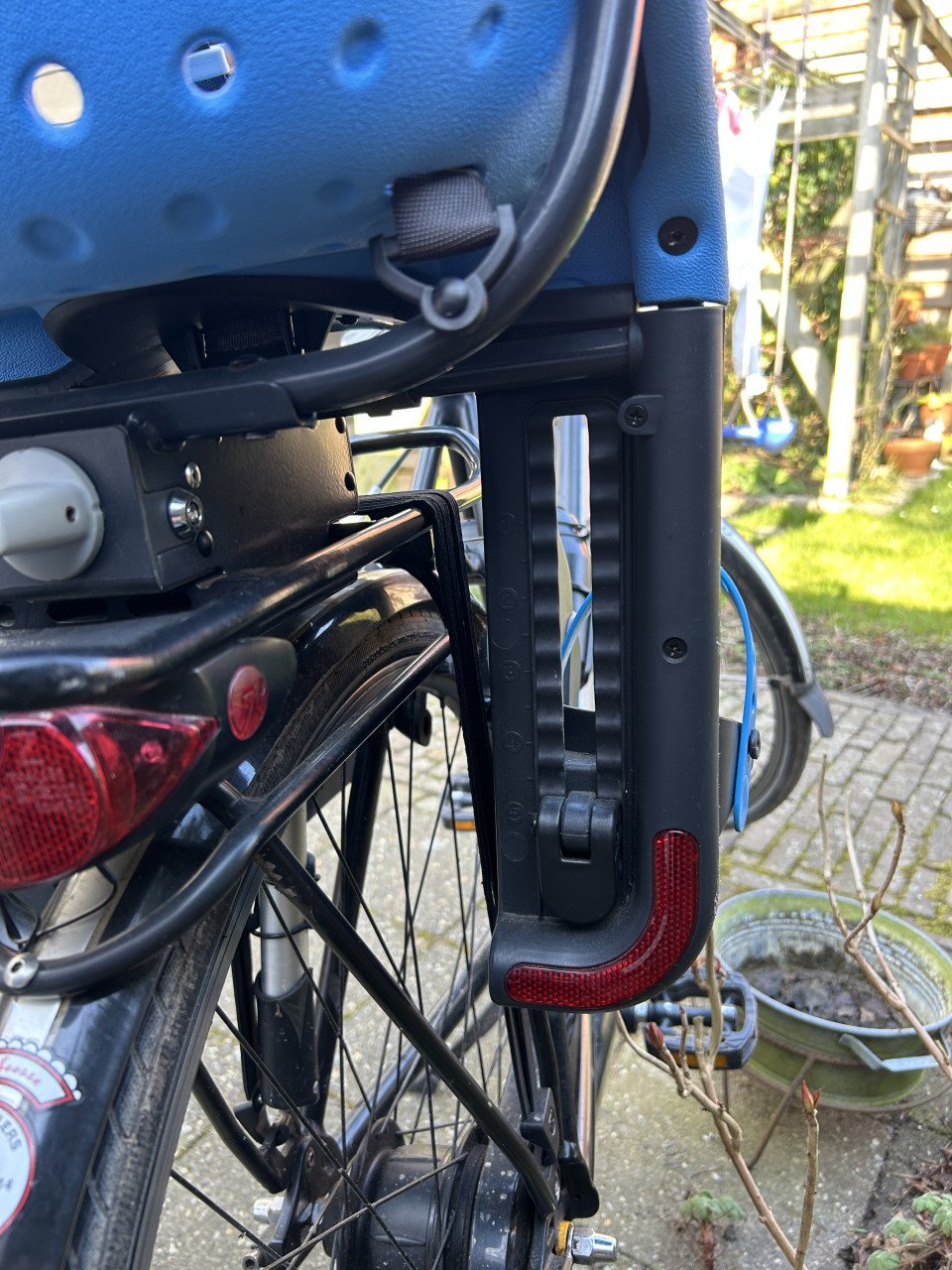 Fietsstoeltje Yepp voor bagagedrager - blauw - ZGAN