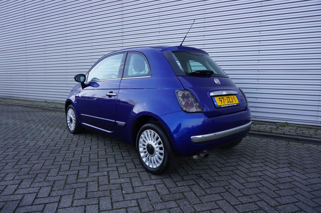 Fiat 500 1.2 lounge automaat - airco / elektr. ramen / pano / lm velgen / n