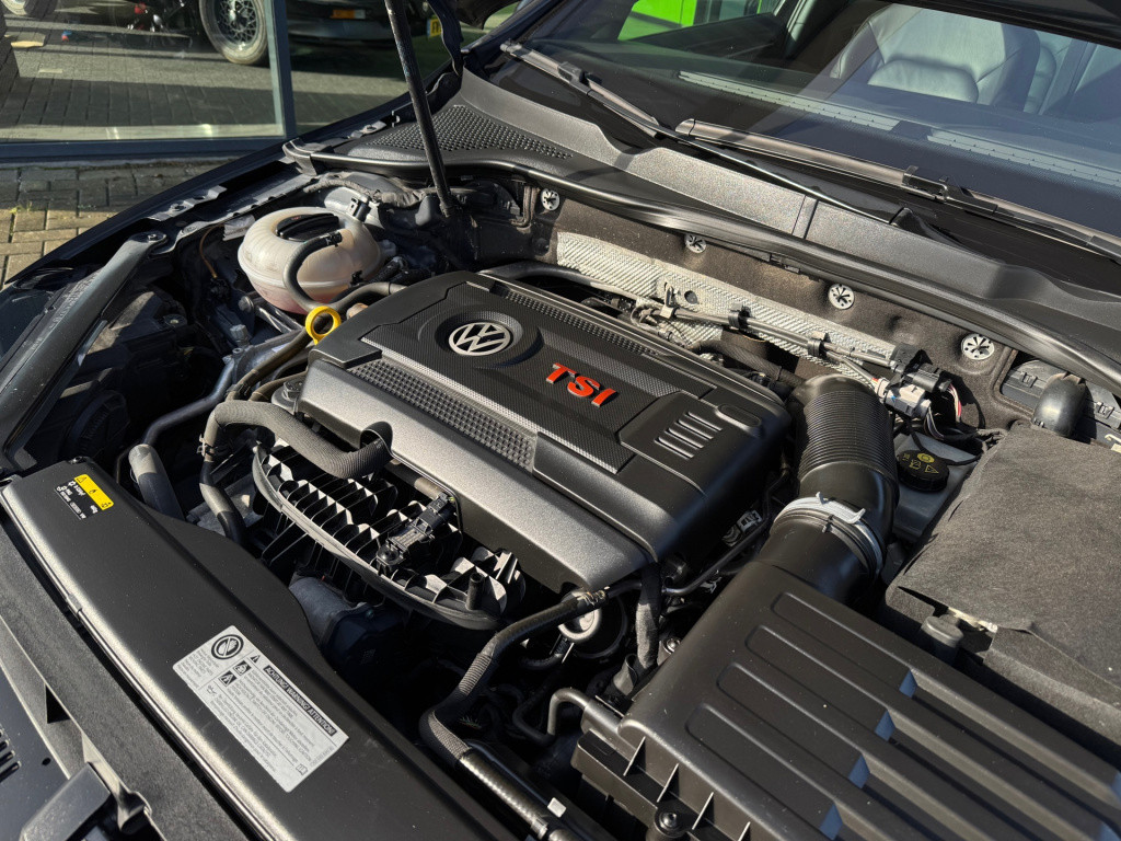 Volkswagen Golf 2.0 tsi gti * panoramadak * leer * navigatie * camera